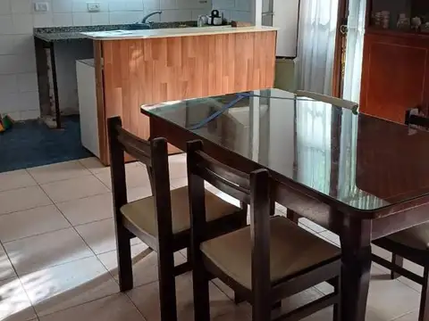 Depto Tipo Casa 2 ambientes con 1 baño
