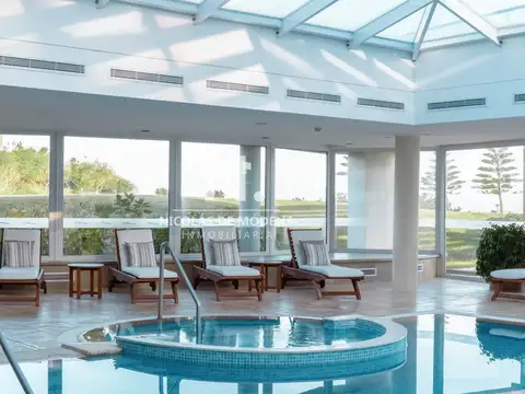 Terreno en Venta en Playa Mansa, USD 330.000