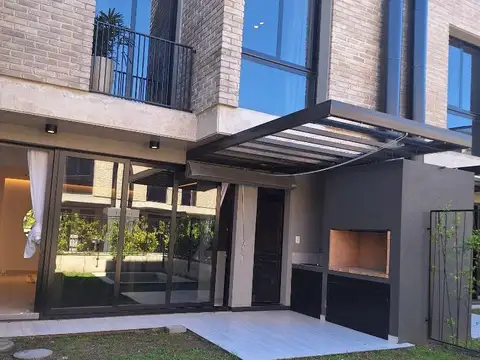 WILDE 455 BIS  CASA 4 DORM CON JARDÍN, PILETA Y PARRILLA!