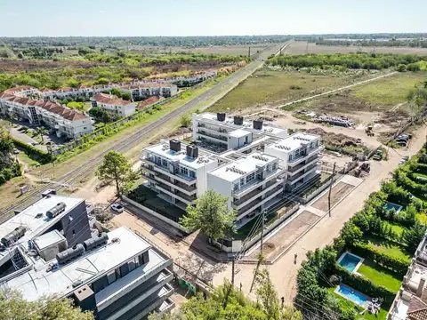 Departamento en Alquiler en Country La Lonja, $ 1.100.000