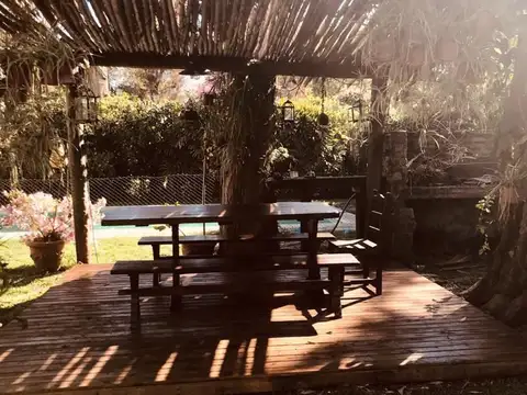 Casa 5 ambientes con 2 baños