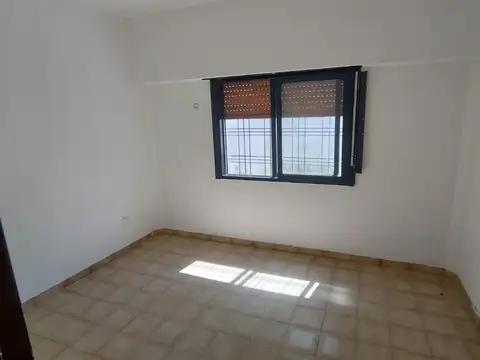 Depto Tipo Casa en Alquiler de 2 dormitorios