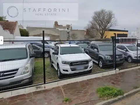 TERRENO EN ESQUINA EN HIPOLITO YRIGOYEN Y MICHAEL JONES, TRELEW.