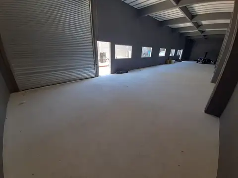 Venta - Deposito con vivienda - Villa Sarmiento