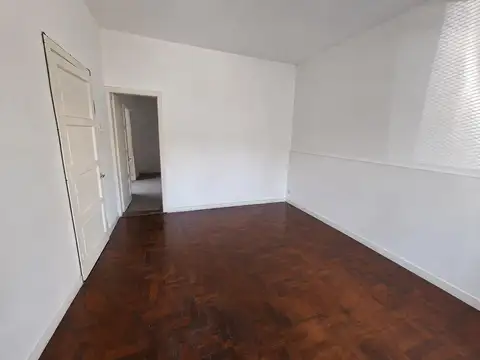 Depto Tipo Casa en Alquiler de 2 ambientes