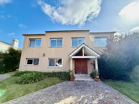 Casa en Venta de 5 dormitorios