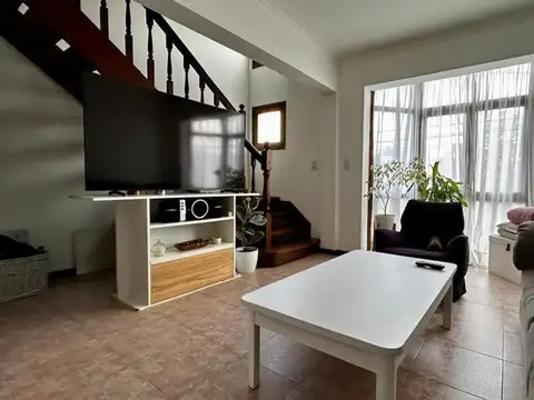 Depto Tipo Casa en Venta de 3 dormitorios