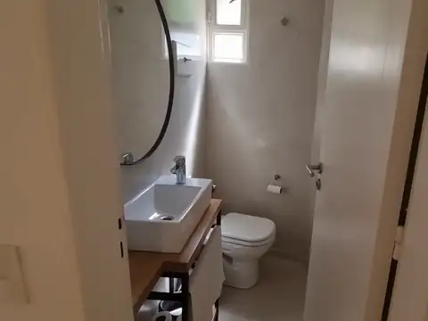 Departamento en Alquiler con 1 cocheras