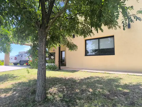 Casa en Venta en Horizontes al Sur, USD 155.000