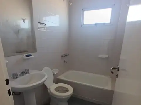 Departamento 4 ambientes con 1 baño