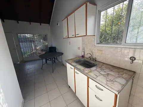 Depto Tipo Casa en Venta en Berazategui, USD 50.000