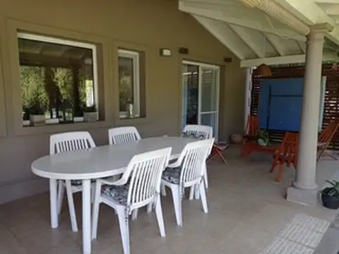 EXCELENTE CHALET EN VENTA COUNTRY SEPTIEMBRE