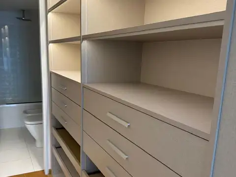 Departamento en Alquiler con 1 cocheras