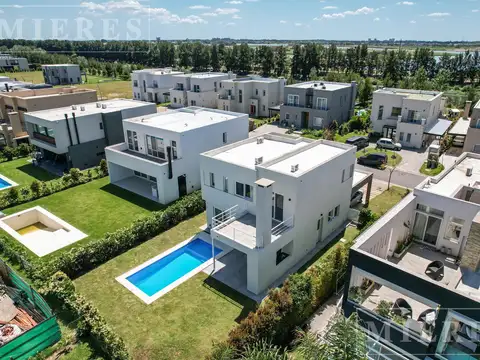 Casa en Alquiler anual sin muebles en Los Castaños, Nordelta.