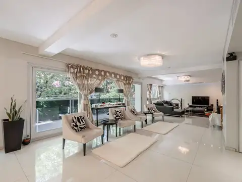 Departamento 5 ambientes con 4 baños