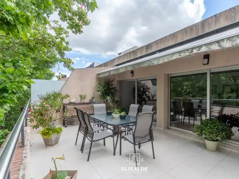 Departamento en Venta con 2 cocheras