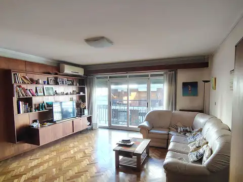 EXCEL SEMIPISO 4 AMB C/DEP PALIER PRIVADO Y BALCÓN AL FTE T/SOL EN RECOLETA! SUBTE ZONA FACULTADES!