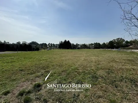 Terreno en Venta en Barrio Parque Las Lomadas, USD 83.000