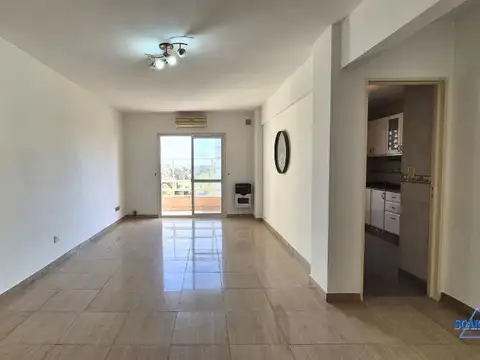 Departamento  en Alquiler en Villa Raffo, Tres de Febrero, G.B.A. Zona Oeste