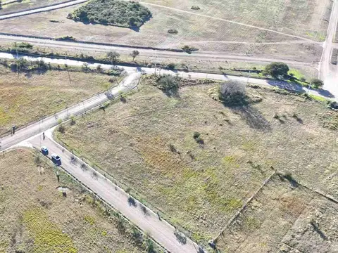 SE VENDE LOTE DE 2021 M2 EN COLINAS DE SINSACATE