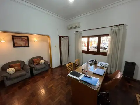 Depto Tipo Casa en Venta con 1 cocheras