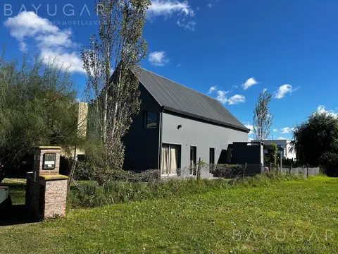 Venta Casa - Barrio Privado Los Arces / Pilar / Apta Credito