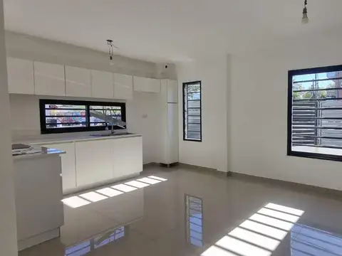 Depto Tipo Casa en Venta de 4 ambientes
