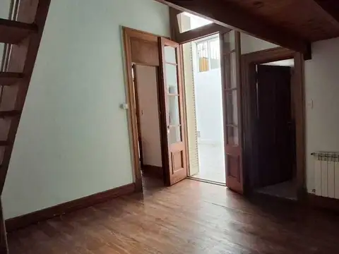 Depto Tipo Casa en Venta 60 años