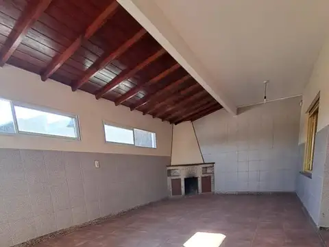 Casa en Alquiler en San Miguel, $ 850.000