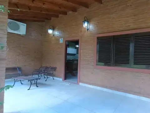 Quinta en Venta con 3 cocheras