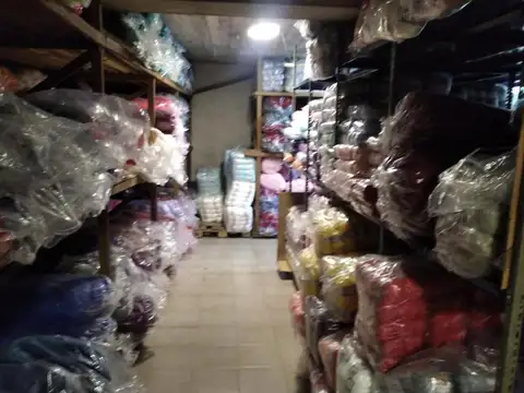 Local en 2 plantas centro de San Martin