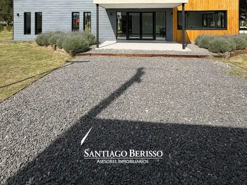 TERRENO EN BARRIO LAS PRADERAS 2 - LOS CARDALES