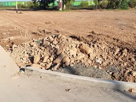 Camino Rivadavia y Acceso