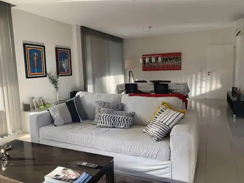 Casa en Venta en La Celina, USD 295.000