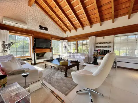 Casa en Alquiler Temporal en Pinares, USD 17.000