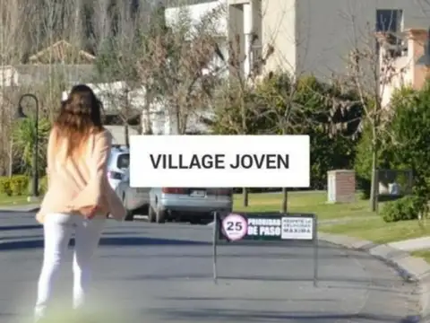 Hermoso lote interno en barrio Village Joven. Bella Vista