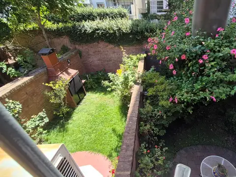 Depto Tipo Casa 4 ambientes con 3 baños