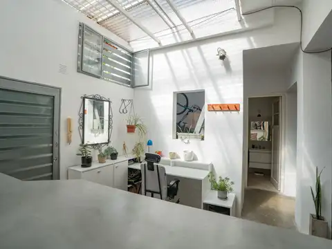 CASA 1 DORMITORIO VENTA PASILLO LOURDES TERRAZA