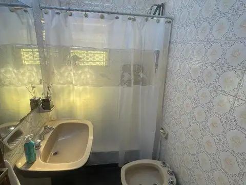 Casa 6 ambientes en Venta en Merlo