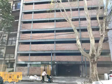 Cochera en Venta Cubierta