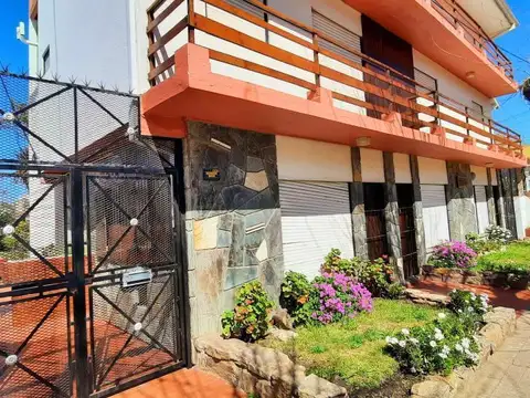 Departamento en venta - 2 Dormitorios 1 Baño - Villa Gesell