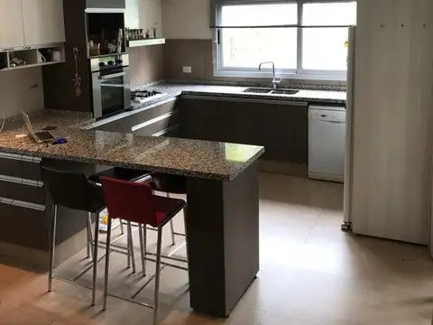 Casa en Venta en La Rufina, USD 460.000