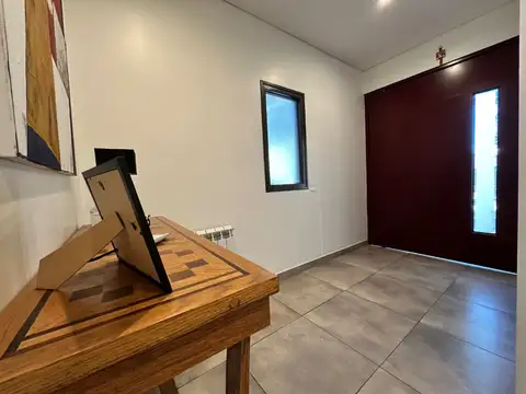 Casa en Venta en Las Heras, USD 305.000