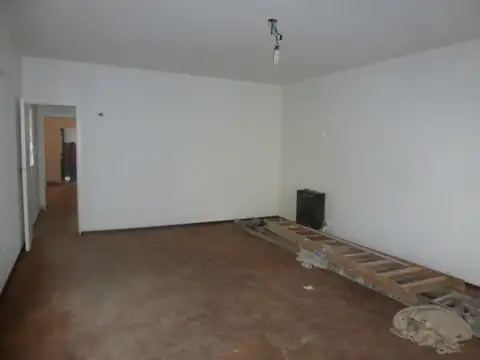 andres rolon 600, Piso 1