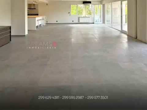 Casa en Alquiler de 3 dormitorios
