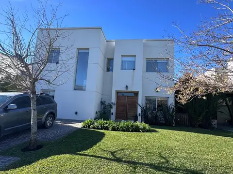 Casa en Venta Lote interno Barrio Los Alisos Nordelta