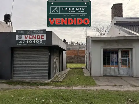 2 LOCALES COMERCIALES EN VENTA - SOBRE CALLE PRINCIPAL - CERCANO A AVENIDA