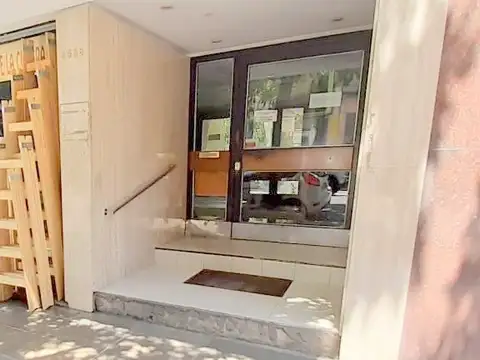 EN VENTA DOS AMBIENTES CON ESPACIO GUARDACOCHE