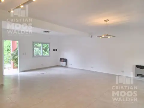 Casa en Alquiler de 3 dormitorios