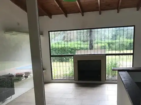 Casa en Alquiler de 3 dormitorios